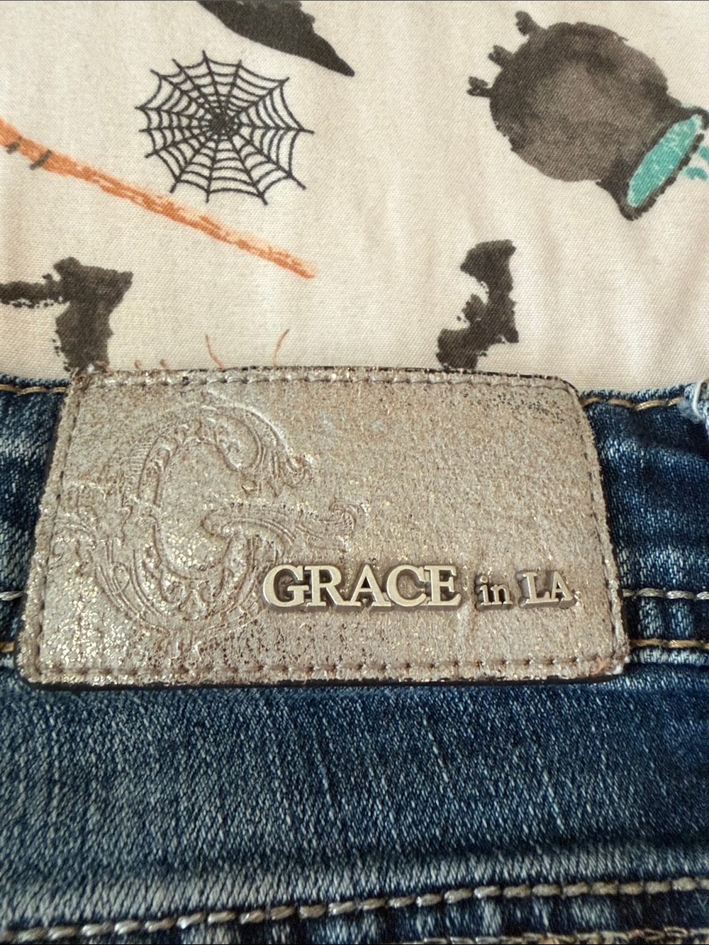 Grace in LA Blue Straight Leg Jeans with Embellished Pockets Size 20 - Picture 10 of 10